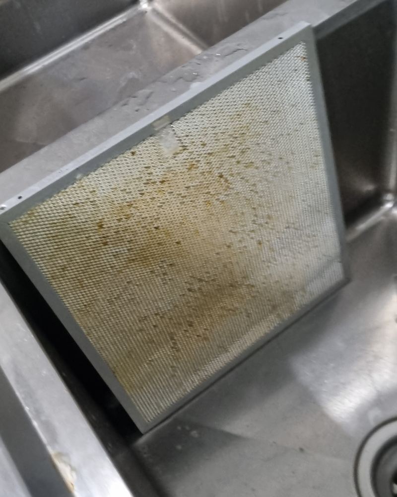 Rangehood filter before cleaning